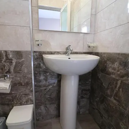Inn Potami Beach - Mondi Goro Himare