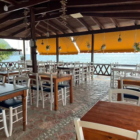 Potami Beach - Mondi Goro Fogadó *