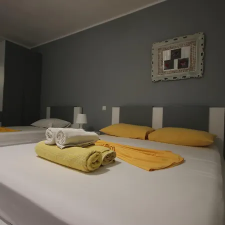 Potami Beach - Mondi Goro * Himare